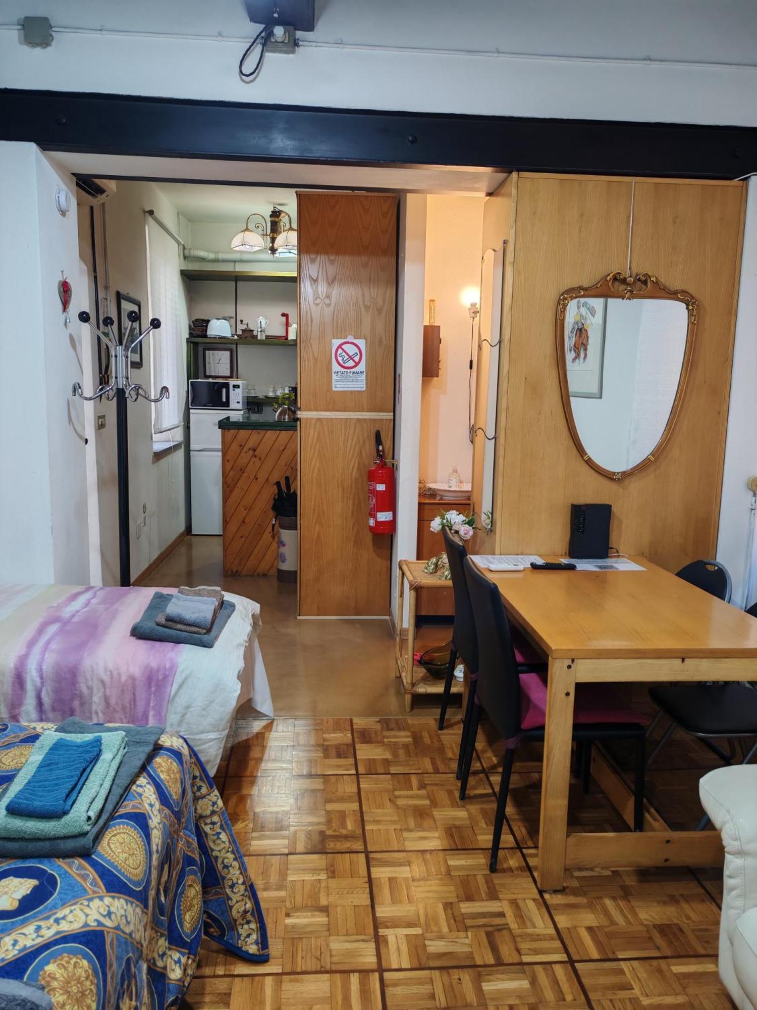 Studio Borgo Colonne Parma Zewnętrze zdjęcie